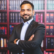 speaker photo