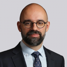 speaker photo