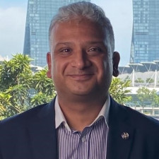 speaker photo