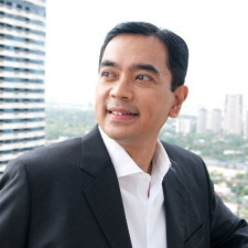 speaker photo