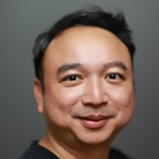 speaker photo
