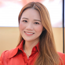 speaker photo