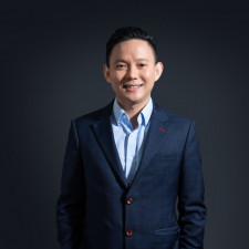 speaker photo