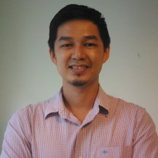 speaker photo