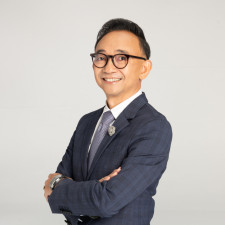 speaker photo