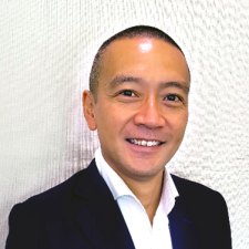 speaker photo