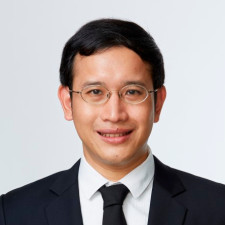 speaker photo