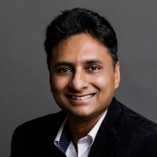 speaker photo
