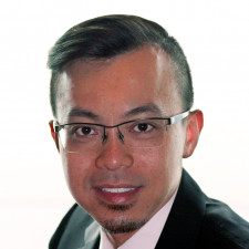 speaker photo