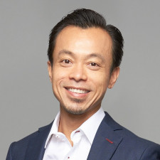 speaker photo