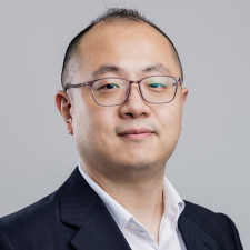 speaker photo