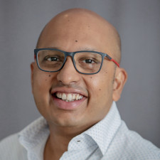 speaker photo