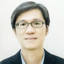 speaker photo